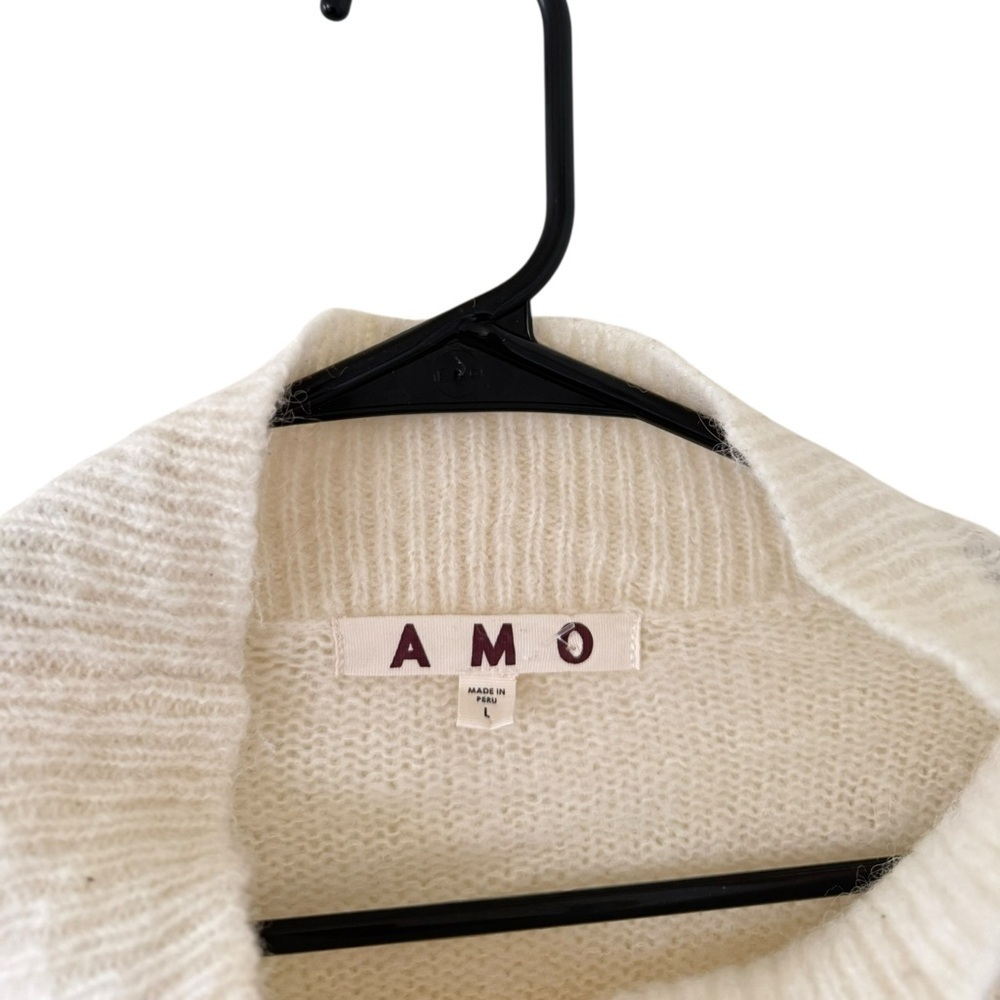 AMO Ambition Cream Cropped Baby Alpaca Blend Sweater - Picture 2 of 8